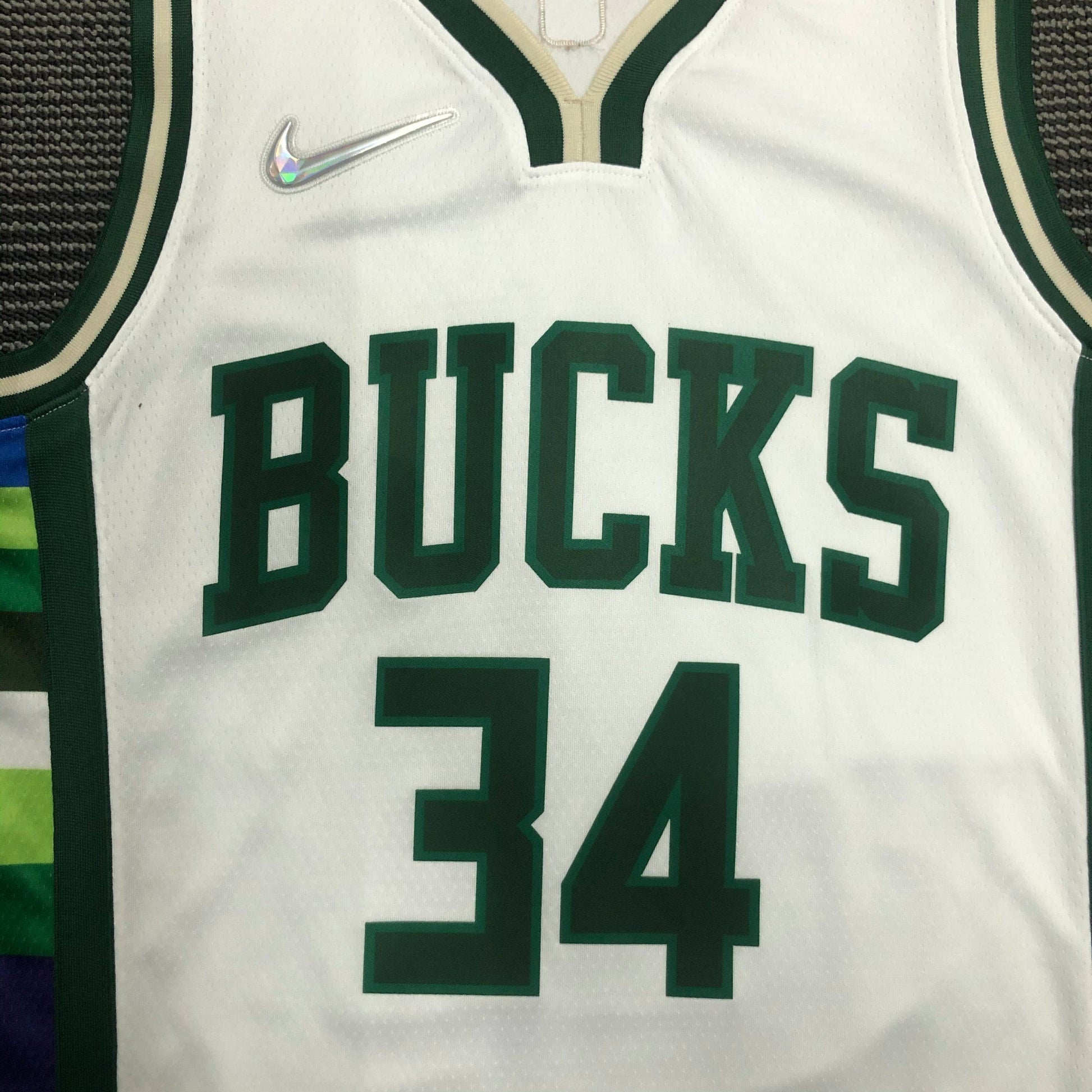 Jersey Milwaukee Bucks City Edition Diamante 75th - GOAT STORE