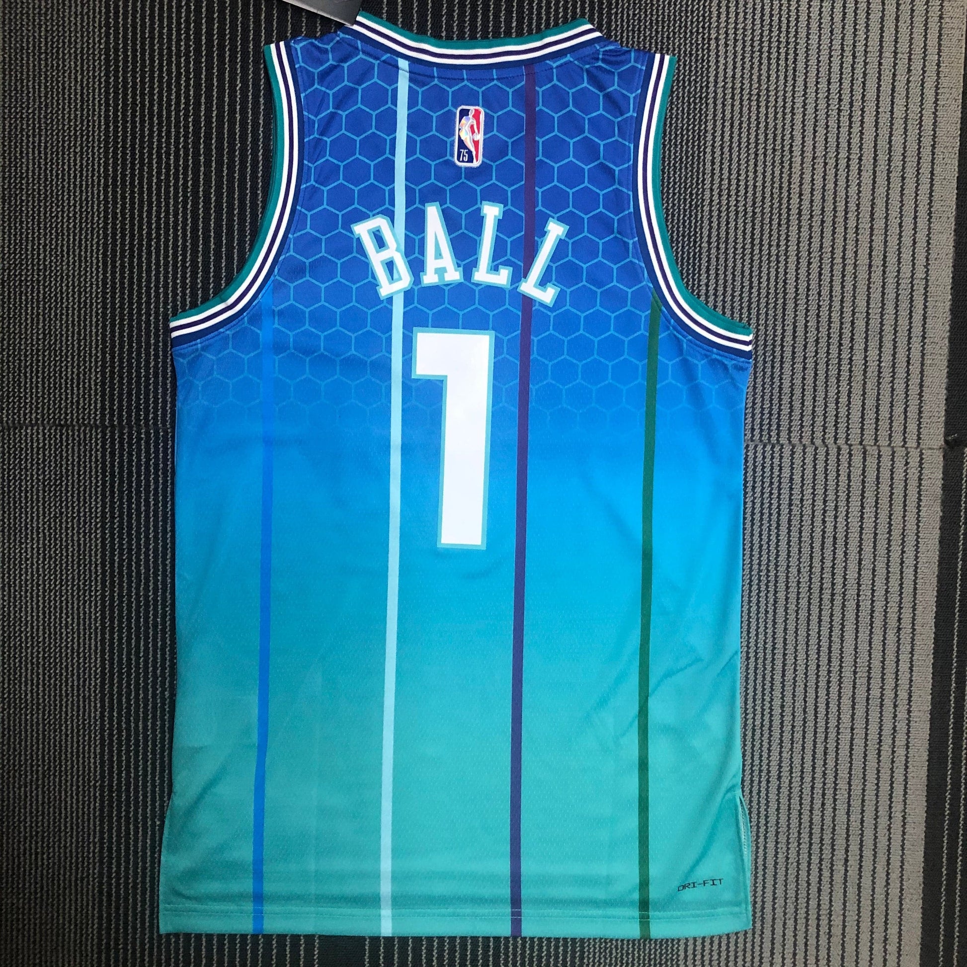 Jersey Charlotte Hornets City Edition Diamante 75th - GOAT STORE