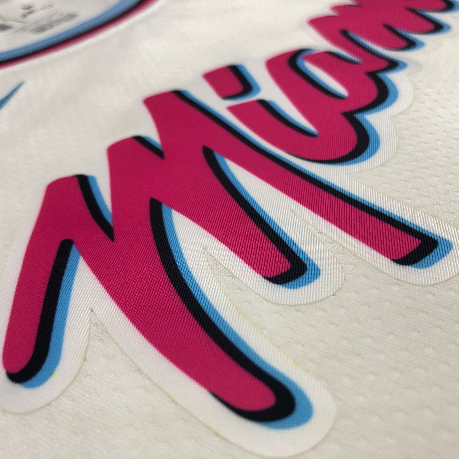 Jersey Miami Heat Vice City Edition 17/18 - GOAT STORE
